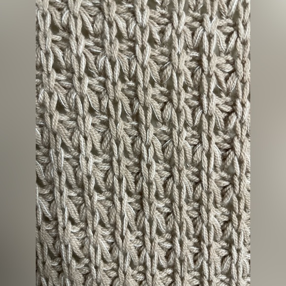 Express Cream Knit Long Layer Sweater sz medium - Picture 4 of 7